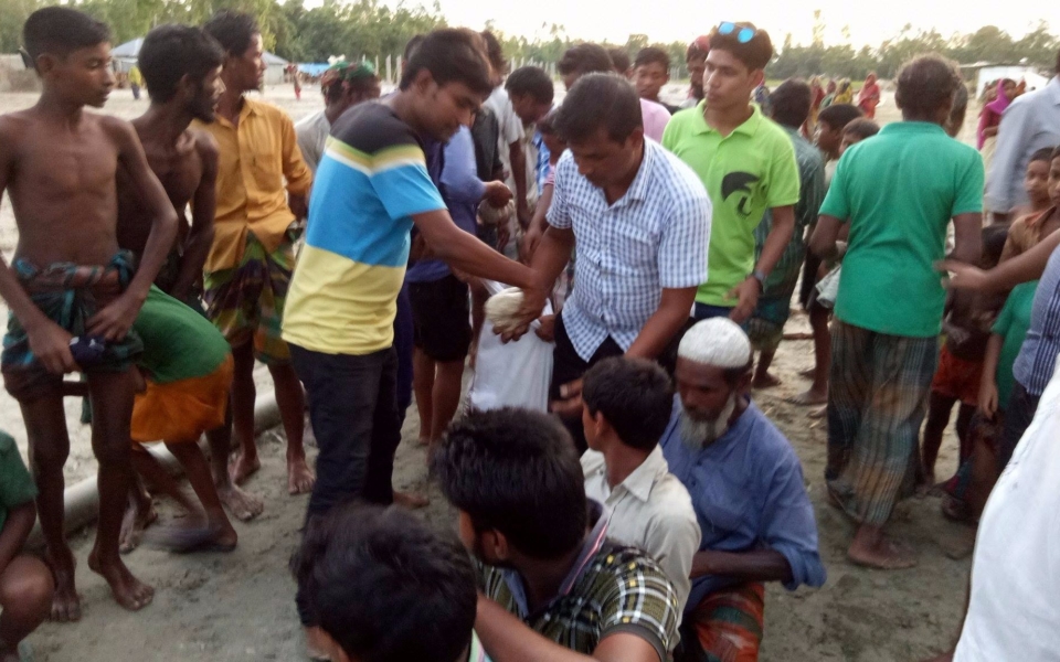 Relief-for-Flood-Victims-Ulipur-Upazila-Kurigram-2017-6